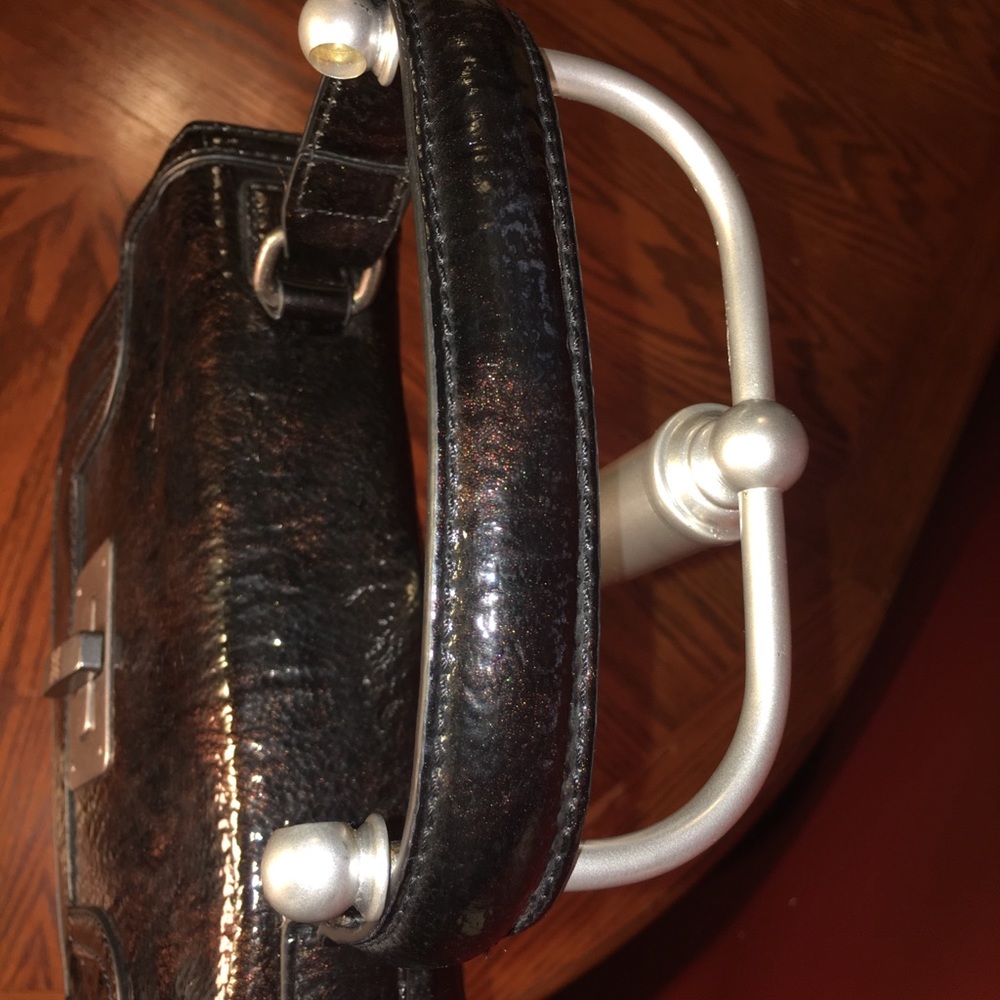 Simply Vera Vera Wang Top Handle Satchel Handbag - Picture 11 of 14